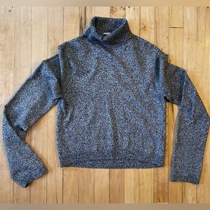 Aritzia Sunday Best Cropped Turtleneck Sweater- size M